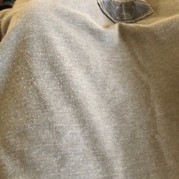 Life is Good Peace Symbol Tee S - Picture 5 of 5